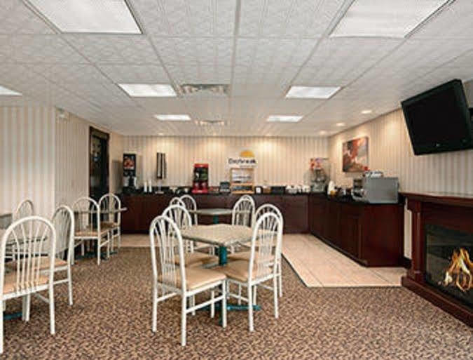 Days Inn By Wyndham Grantville Exterior photo